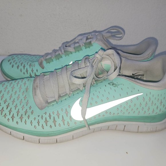 Nike Women's Size 9.5 Blue Mesh Trail Running Shoes Sneakers - Picture 4 of 11